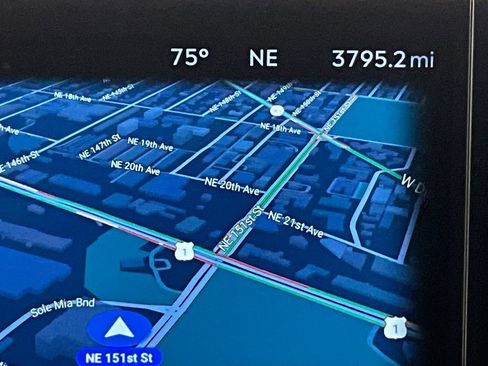 Used 2025 Lincoln Navigator Reserve w/ Jet Appearance Package image 17