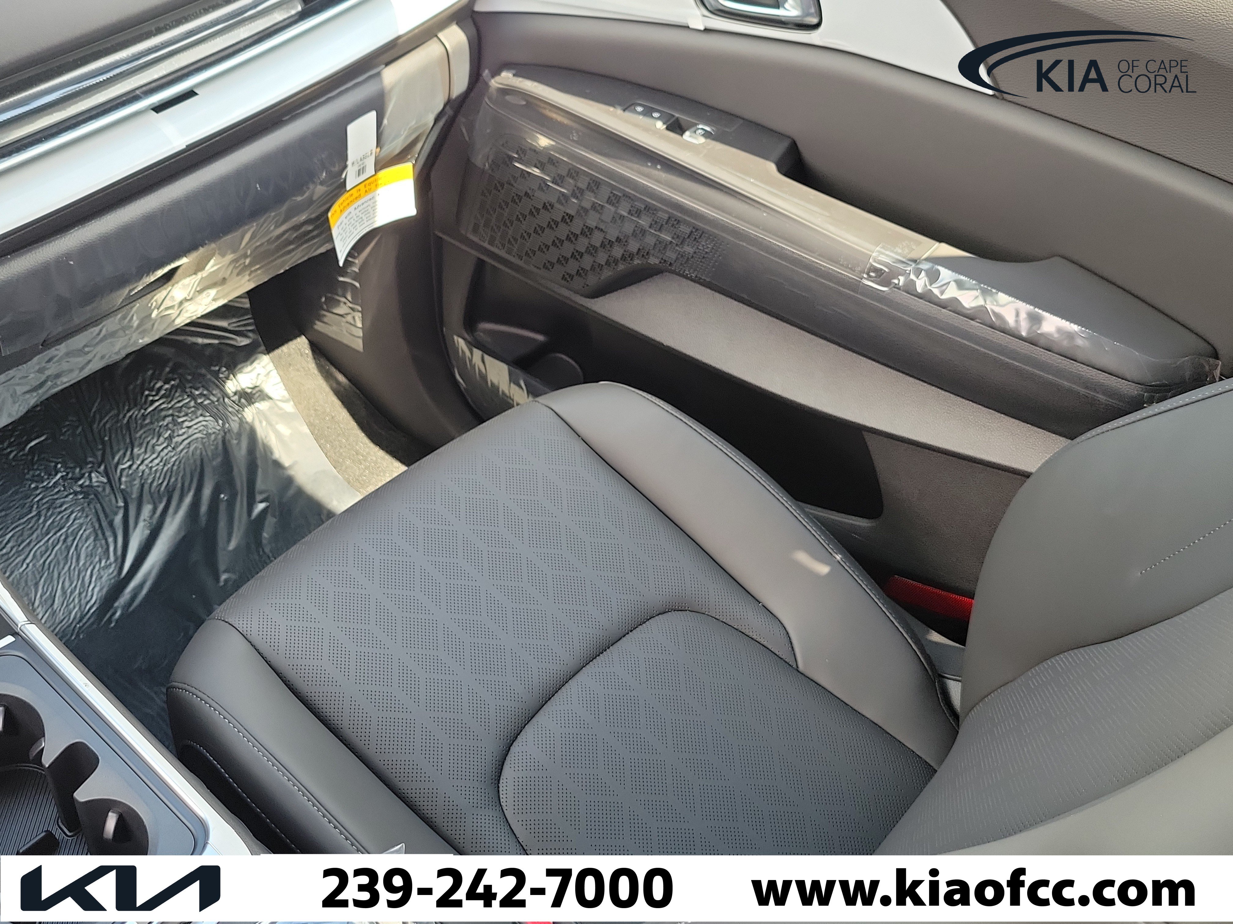 New 2027 Kia Carnival SX FWD image 21
