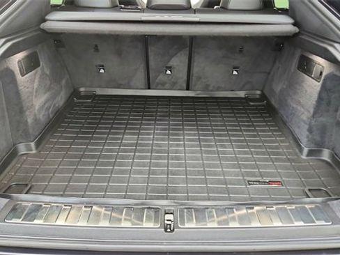 Used 2025 BMW X6 M Competition w/ Executive Package image 15