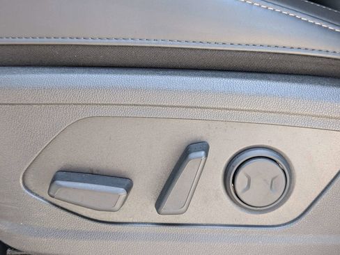 Certified 2025 Kia Sorento EX AWD/4WD image 27