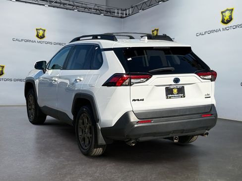 Used 2023 Toyota RAV4 Hybrid Woodland image 3