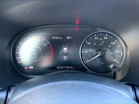 Used 2021 Nissan Kicks SV FWD image 26