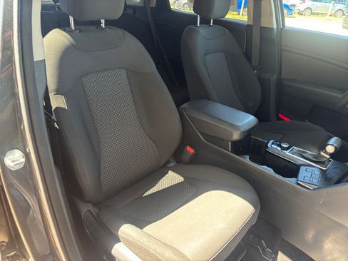 Used 2025 Kia Sportage LX FWD image 35