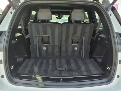 Used 2023 Jeep Grand Cherokee L Laredo AWD/4WD image 12
