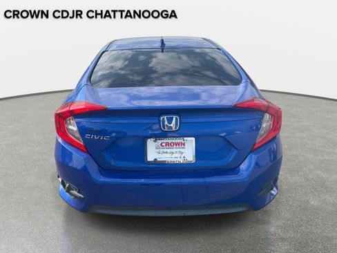 Used 2018 Honda Civic EX image 4