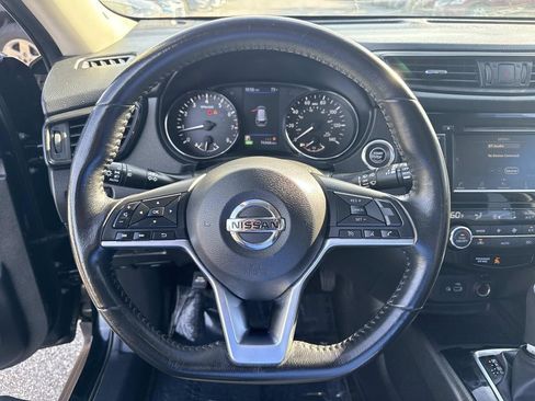 Certified 2019 Nissan Rogue SV image 31