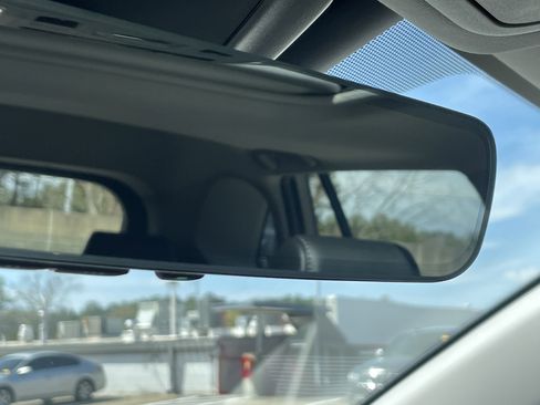 Used 2023 Toyota RAV4 Limited image 27