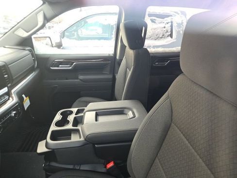 Used 2026 GMC Sierra 1500 Elevation image 5