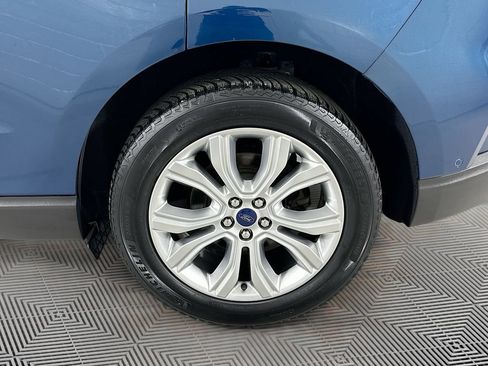 Used 2020 Ford Edge Titanium w/ Equipment Group 301A AWD/4WD image 29