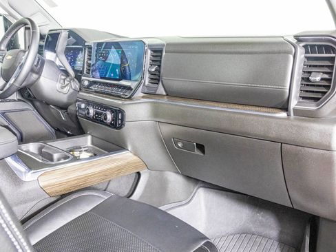 Used 2024 Chevrolet Silverado 2500 LT w/ All Star Edition image 47