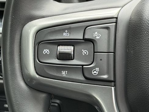Used 2024 Chevrolet Suburban Premier AWD/4WD image 26