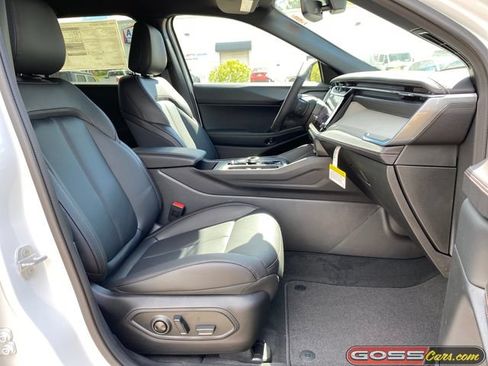 New 2026 Jeep Cherokee Limited AWD/4WD image 6