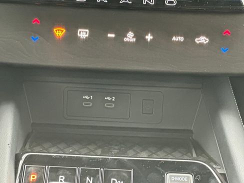 New 2025 Nissan Murano SL image 17