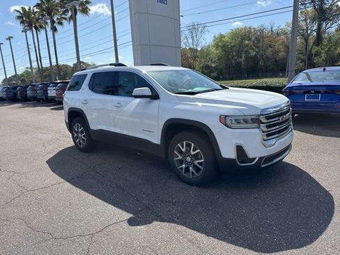 Used 2023 GMC Acadia SLT image 12