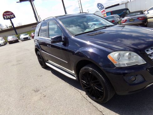 Used 2011 Mercedes-Benz ML 350 4MATIC image 43