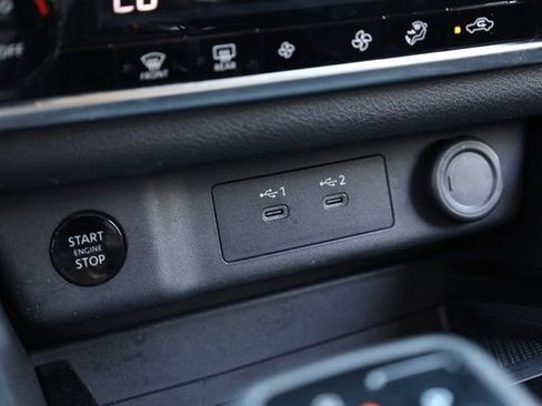 Certified 2025 Nissan Rogue SV AWD/4WD image 14