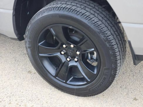 Used 2023 RAM 1500 Big Horn AWD/4WD image 15