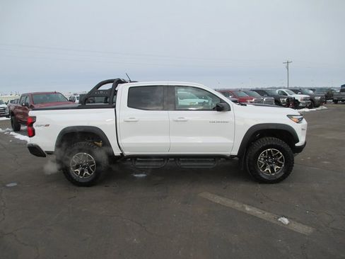 Certified 2025 Chevrolet Colorado ZR2 w/ Technology Package image 4
