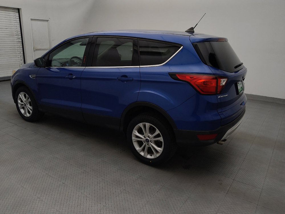 Used 2019 Ford Escape SE FWD image 3