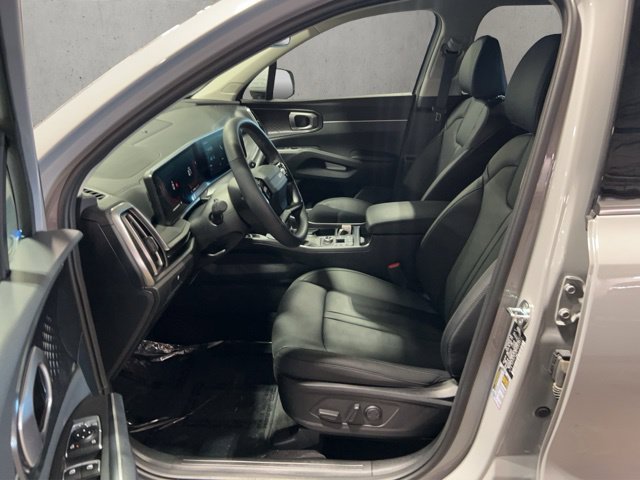 Used 2026 Kia Sorento S AWD/4WD image 4