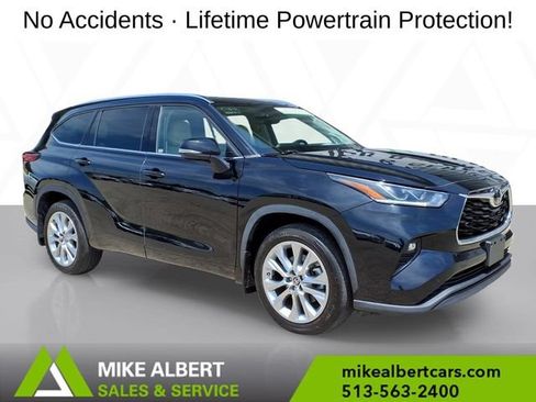 Used 2022 Toyota Highlander Limited AWD/4WD image 1