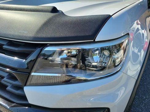 Used 2021 Chevrolet Colorado LT w/ Redline Special Edition image 16