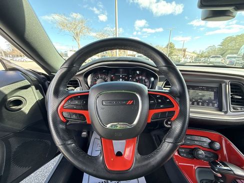 Used 2022 Dodge Challenger GT w/ Driver Convenience Group image 12