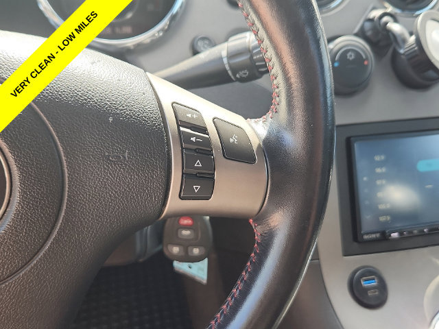 Used 2008 Pontiac Solstice GXP w/ Premium Package RWD image 13