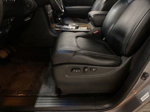 Used 2011 INFINITI QX56 2WD w/ Theater Pkg image 69