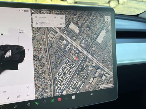 Used 2021 Tesla Model Y Performance image 15