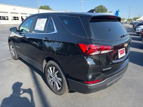Used 2024 Chevrolet Equinox LT w/ LPO, Floor Liner Package FWD image 3
