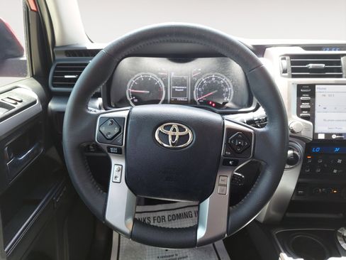 Used 2022 Toyota 4Runner Limited AWD/4WD image 13