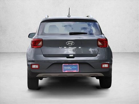 Certified 2026 Hyundai Venue SEL FWD image 6