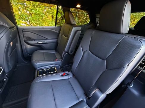 New 2026 Lexus TX 500h AWD w/ Technology Package image 35