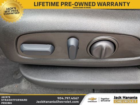 Certified 2024 Chevrolet Equinox LT FWD image 17