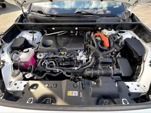 Used 2021 Toyota RAV4 AWD Hybrid image 9