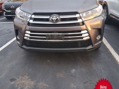 Used 2019 Toyota Highlander Limited