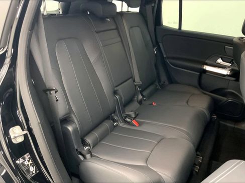 Used 2024 Mercedes-Benz EQB 250+ image 18