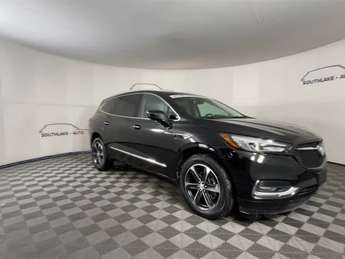 Used 2021 Buick Enclave Essence w/ Sport Touring Edition image 2