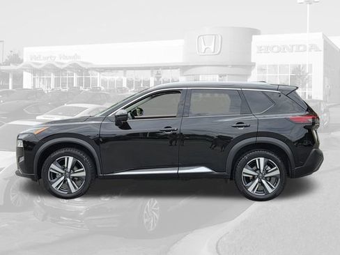 Used 2023 Nissan Rogue SL AWD/4WD image 2