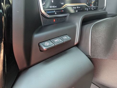 Used 2024 GMC Sierra 2500 AT4 w/ AT4 Premium Plus Package AWD/4WD image 14