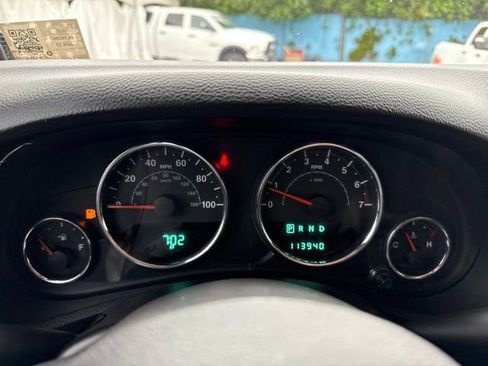 Used 2013 Jeep Wrangler Unlimited Sahara AWD/4WD image 31