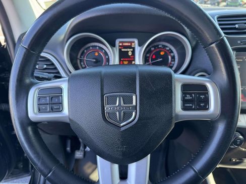 Used 2019 Dodge Journey SE w/ Premium Group image 17