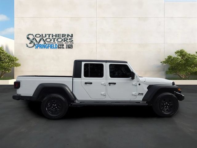 Used 2024 Jeep Gladiator Sport AWD/4WD image 6