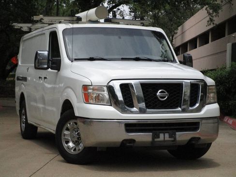 Used 2019 Nissan NV 3500 SL w/ Navigation Package RWD image 1