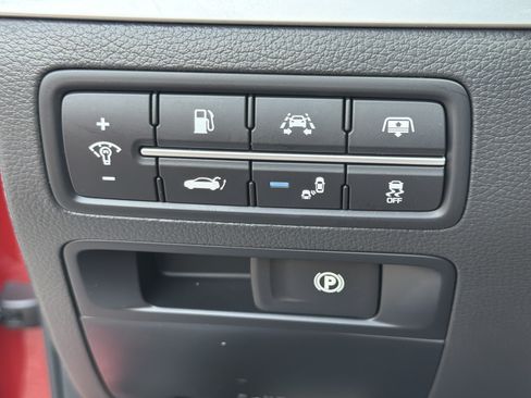 Used 2019 Genesis G80 3.3T Sport RWD image 18