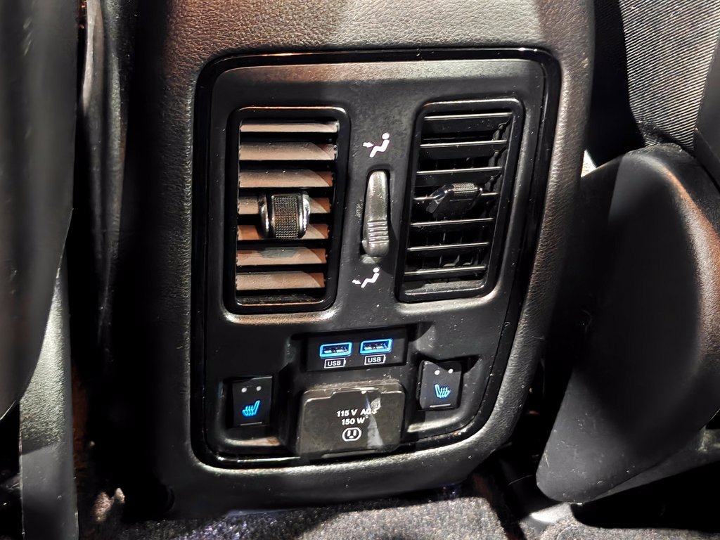 Used 2021 Dodge Durango R/T w/ Tow 'N Go Package AWD/4WD image 33