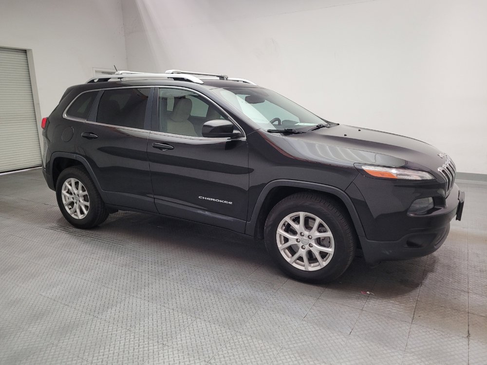 Used 2015 Jeep Cherokee Latitude w/ Cold Weather Group AWD/4WD image 11