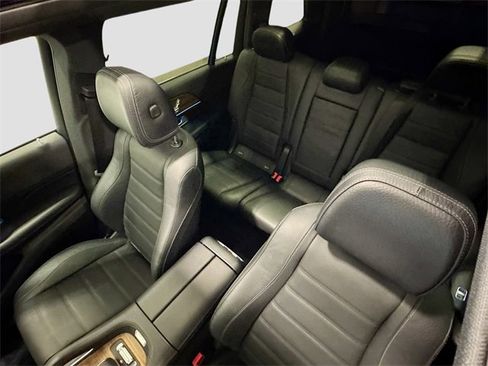 Certified 2025 Mercedes-Benz GLS 450 4MATIC image 23