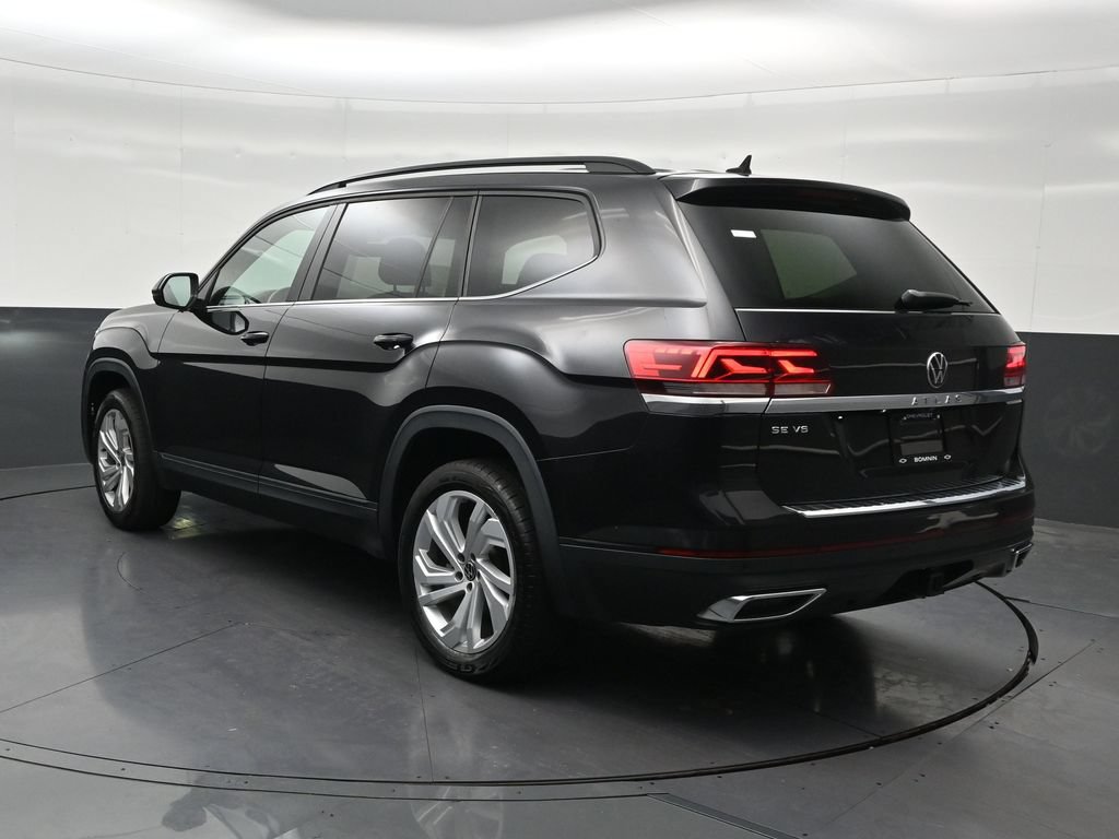 Used 2021 Volkswagen Atlas SE w/ Panoramic Sunroof Package FWD image 3